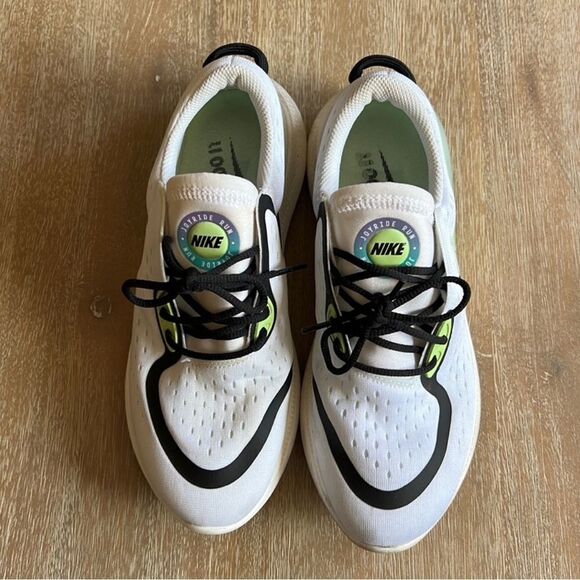 Nike Women’s Joyride Dual Run CD4363-105 White Running Shoes Sz 8 US - Picture 1 of 6
